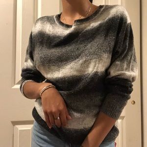 Women’s sweater